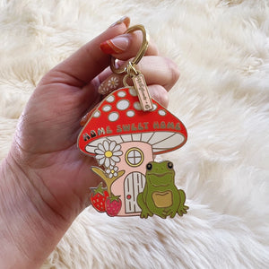 Home Sweet Home Frog & Mushroom Keychain